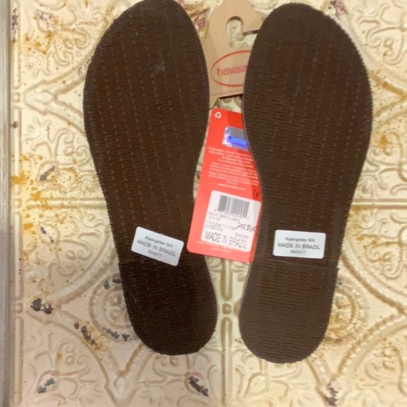 Havaianas Size 11/12 left - Picture 4 of 5